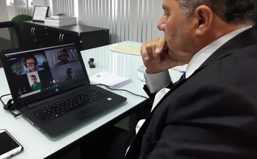 Em videoconferência, MP discute com a Seduc metodologia de ensino para cumprimento do ano letivo 2020