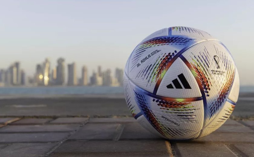Bola da Copa do Mundo do Qatar é apresentada oficialmente