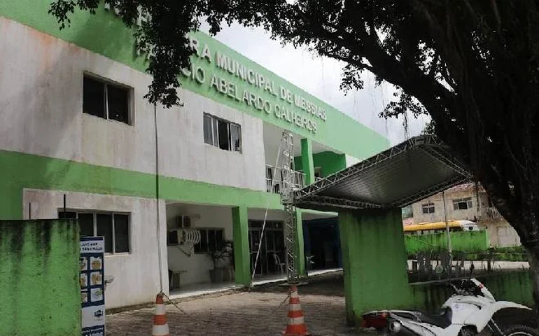 Messias tem repasse do FPM bloqueado por pendências com a União