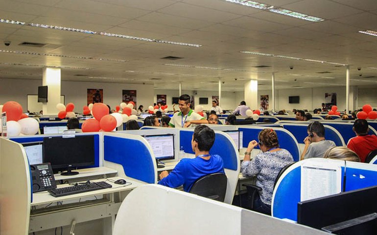 Empresa de call center vai gerar mais 2 mil empregos em Maceió