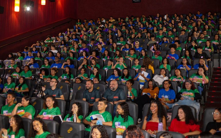 Prefeitura de Maceió abre inscrições para o Educar é Massa, que terá aulões gratuitos para o Enem 2024