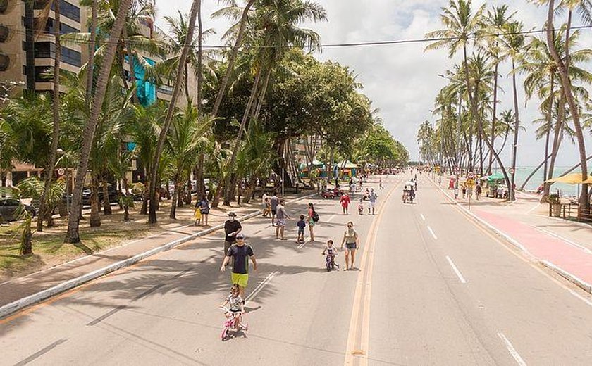 Rua aberta da Ponta Verde funcionará também durante o feriado de Nossa Senhora Aparecida