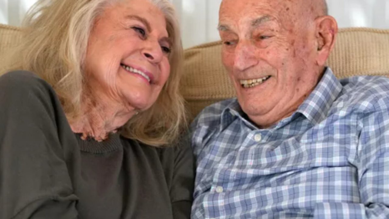 80 anos do Dia D: Veterano de guerra se casa aos 100 anos após celebrações na França
