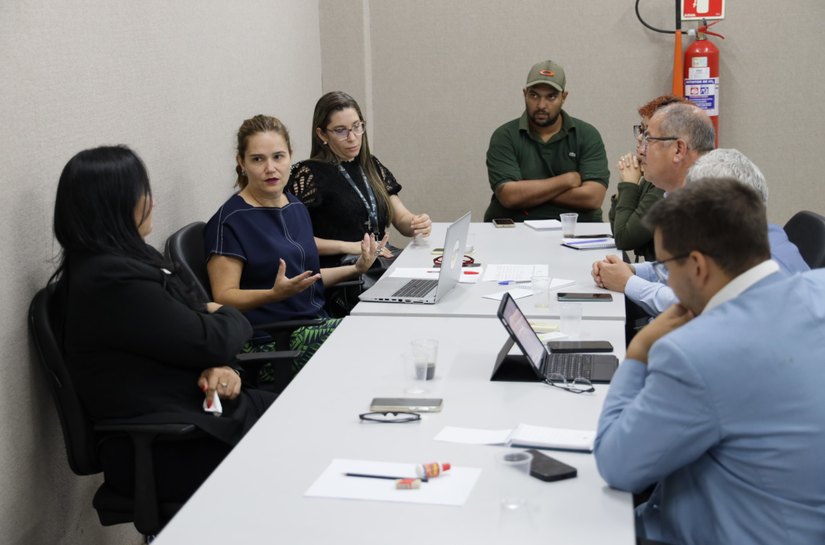 MPAL discute implementação de política pública para proteger defensores de direitos humanos