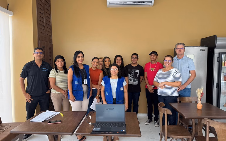 Vigilância Sanitária de Penedo realiza treinamento em nova empresa do setor alimentício