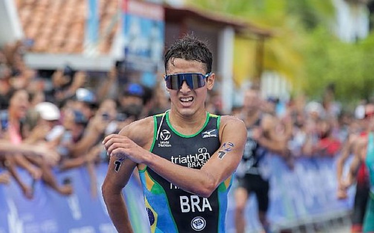 Miguel Hidalgo é bronze na Copa do Mundo de Triatlo; sprint dá ouro a espanhol