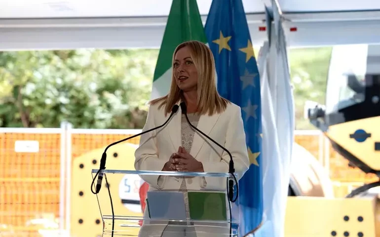 Itália espera que cúpula entre Trump e Putin alcance 'paz justa'