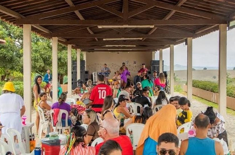 Nova atração: Igor Santana de Los Borrachos abre o Carnaval no Clube do Servidor de Arapiraca