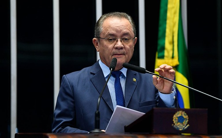 Zequinha expressa preocupação com aumento da importação de laticínios