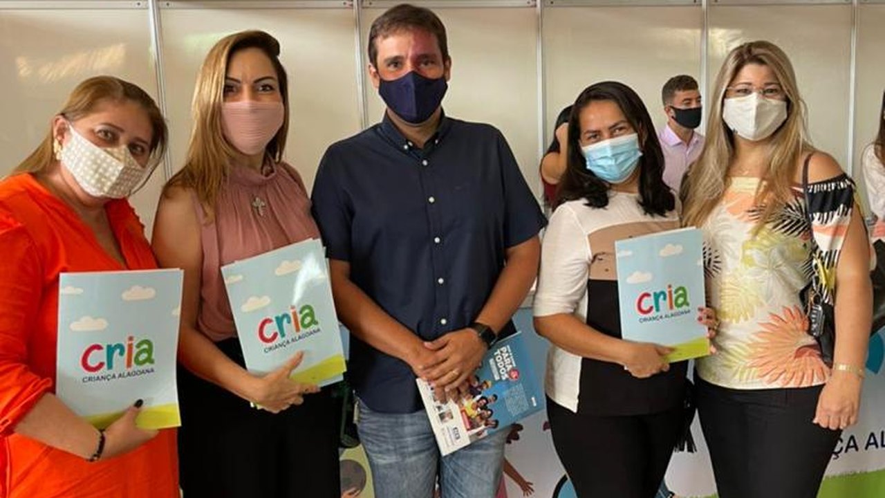 Vice-prefeito e primeira-dama de Major participam do lançamento do Cartão Cria