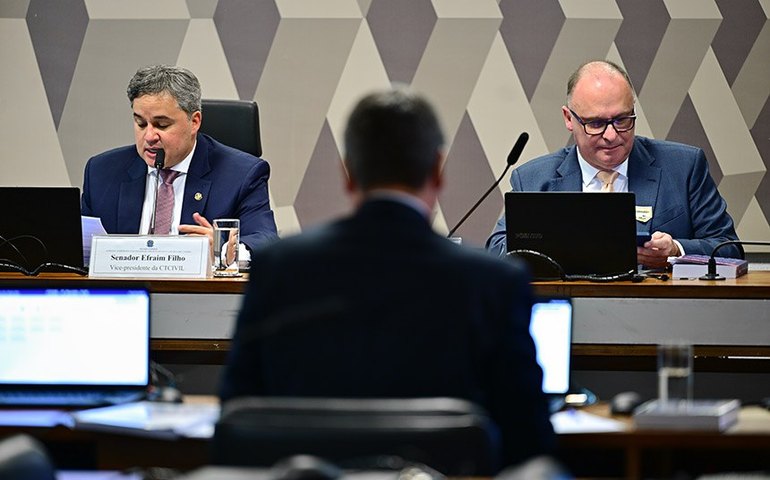 Código Civil: regras contratuais devem garantir equilíbrio, destacam juristas