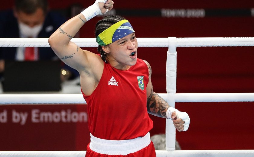 Beatriz Ferreira vence e garante pelo menos o bronze no boxe nos Jogos de Tóquio