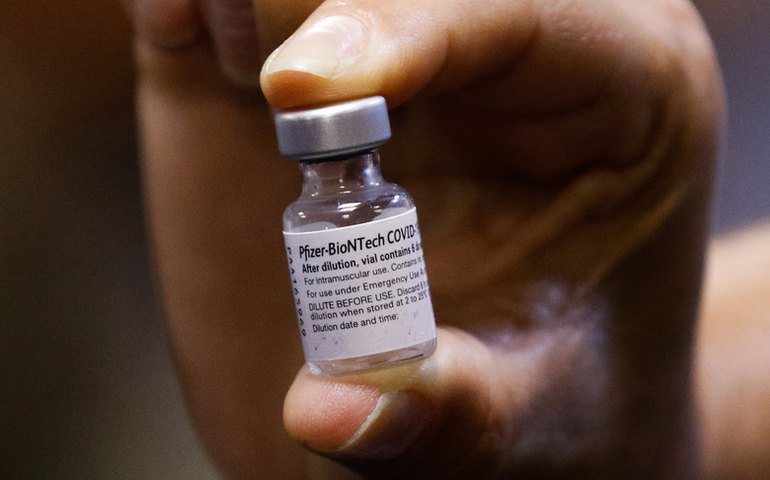 O que dizem as atas secretas sobre a compra de vacinas