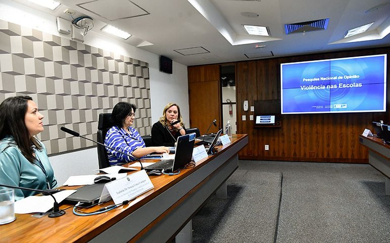 Temor de violência nas escolas atinge 90% dos brasileiros, aponta DataSenado