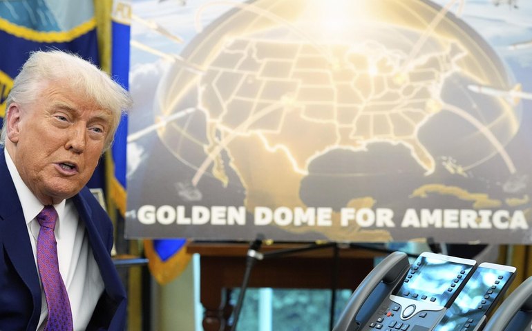 Trump diz que tarifa adicional de 100% sobre a China não é sustentável, mas Pequim o 'forçou'