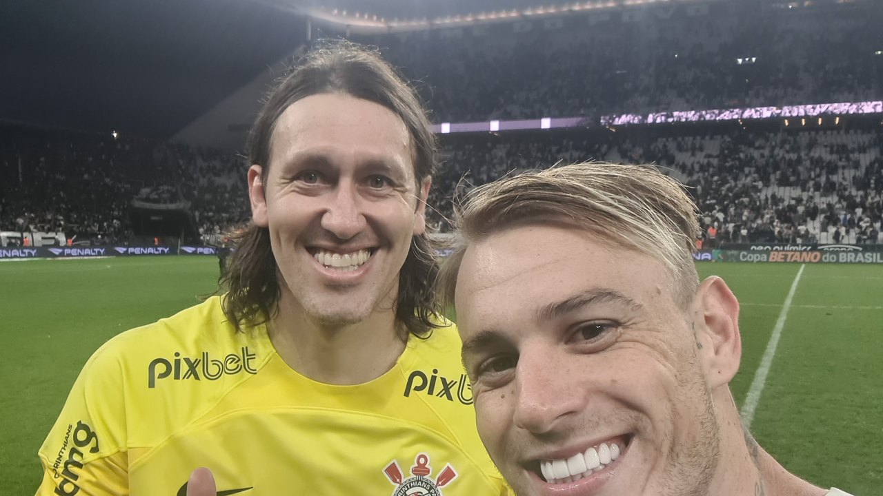Cássio defende pênalti e se emociona com vaga do Corinhtians: 'Vitória que dá confiança'