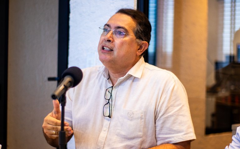 Primeiro a se manifestar contrário a Prefeitura, Adeilson Bezerra parabeniza decisão da Justiça alagoana