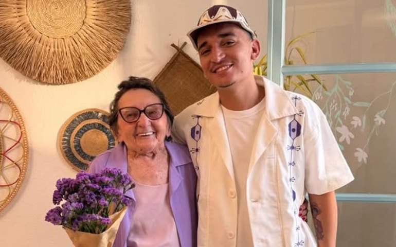 'Coração do bem': Tânia Maria conhece João Gomes e compartilha registro nas redes