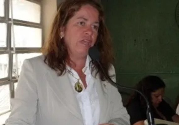 Ex-vereadora Elane Balbino denuncia calamidade na saúde de Palmeira dos Índios em desabafo nas redes sociais