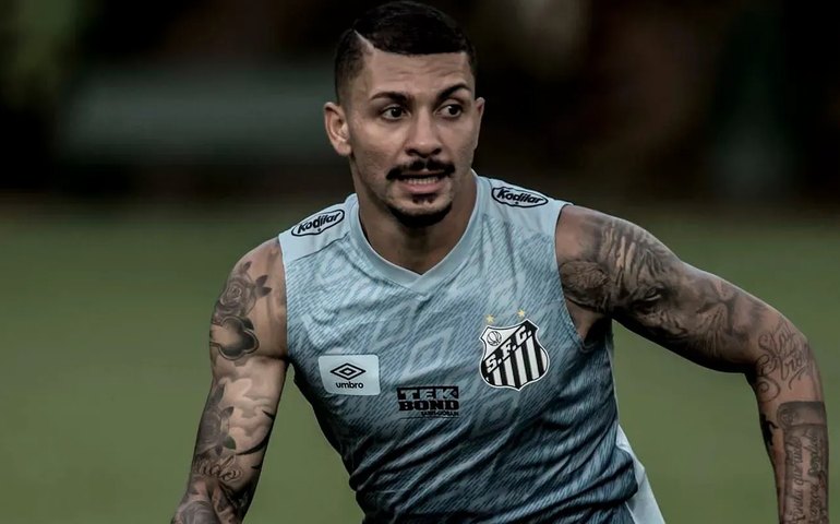 Santos anuncia que Alison vai passar por cirurgia após entorse no joelho