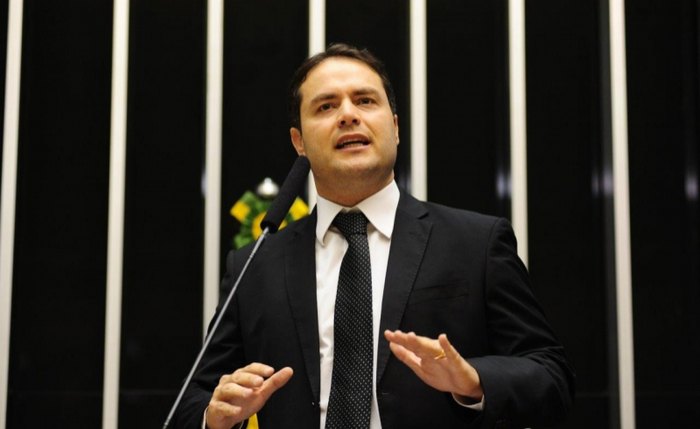 Pela segunda vez, Renan Filho preside encontro de vereadores alagoanos, em Brasília