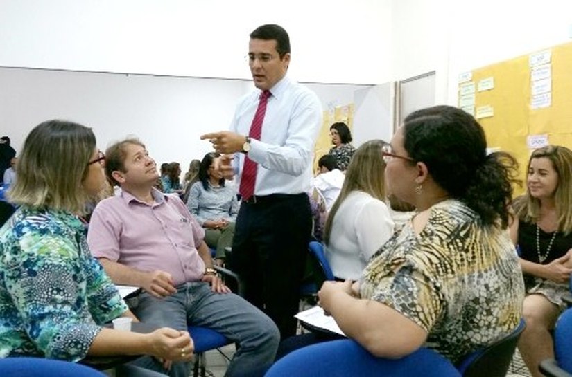 Reunião une servidores para revisão do planejamento estratégico da Seplag