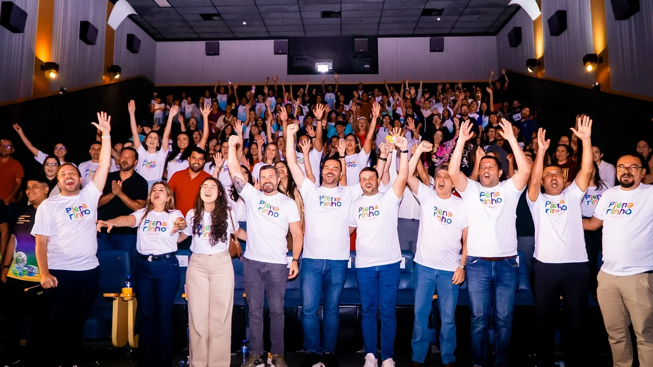 Vereadores participam do lançamento do Plenarinho com presença de 150 estudantes