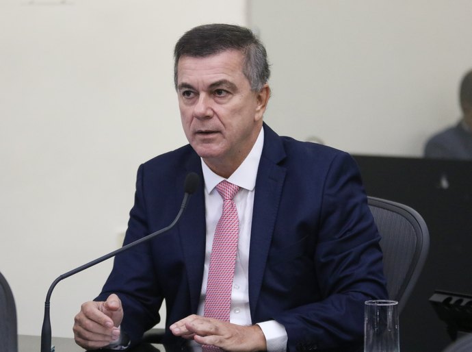 Acidente envolvendo motorista de aplicativo reacende debate na ALE sobre projeto que regulamenta categoria