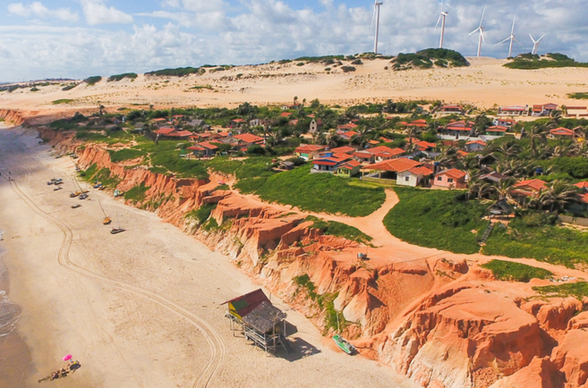 Rota das Falésias se destaca como destino de turismo de aventura no Litoral Leste do Ceará