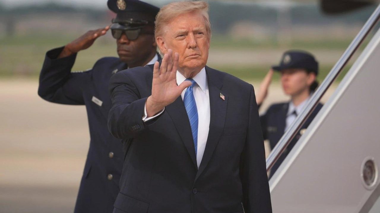 Trump pede que Zelensky interrompa ataques a instalações de diesel na Rússia