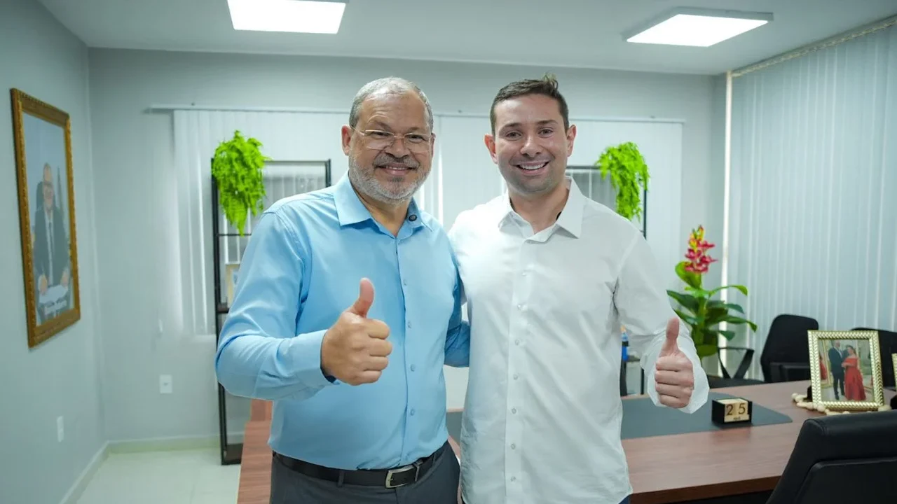 Lucas Barbosa participa das comemorações pelos 72 anos de Feira Grande e reforça compromisso com o desenvolvimento do município