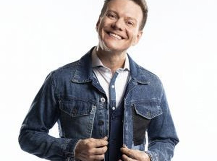 Michel Teló apresenta novo show em Piranhas
