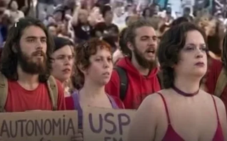 Alunos da Faculdade de Direito da USP iniciam greve por melhorias e apoio estudantil