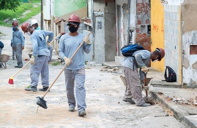 Mutirão de limpeza urbana, parceria da Braskem e da Prefeitura de Maceió, acontece esta semana no Pinheiro