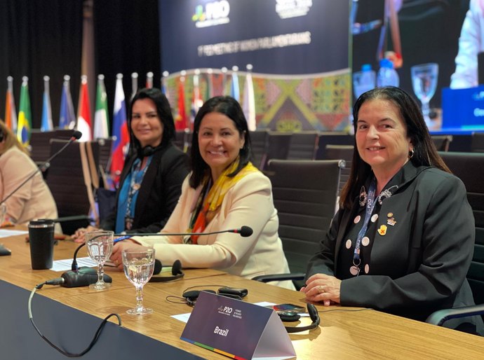 Procuradora da Mulher da ALE, Fátima Canuto participa da 1ª Reunião de Mulheres Parlamentares do P20