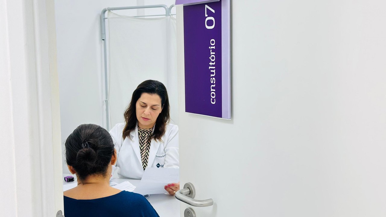 Ginecologista do Hospital da Mulher orienta sobre a importância dos exames preventivos
