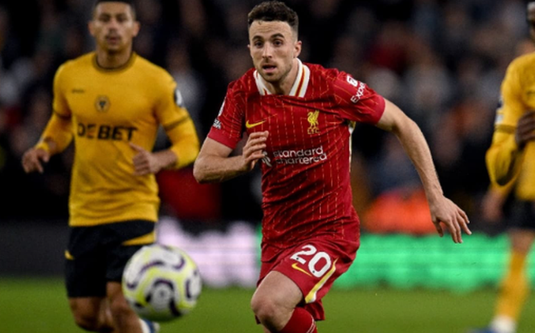 Everton deixa rivalidade com Liverpool de lado e vai a Anfield prestar homenagem a Diogo Jota