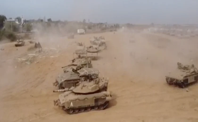 Invasão de Israel: vídeo mostra momento em que tanque destrói placa turística 'Eu amo Rafah'