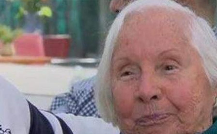 Viúva de Chacrinha morre na véspera de aniversário de 100 anos