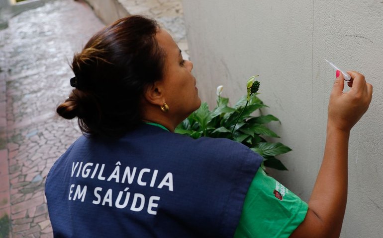 Casos de dengue em 2024 passam de 6,4 milhões; mortes somam 5,9 mil