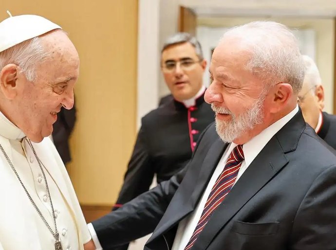 Lula decreta luto oficial de sete dias pela morte do papa Francisco