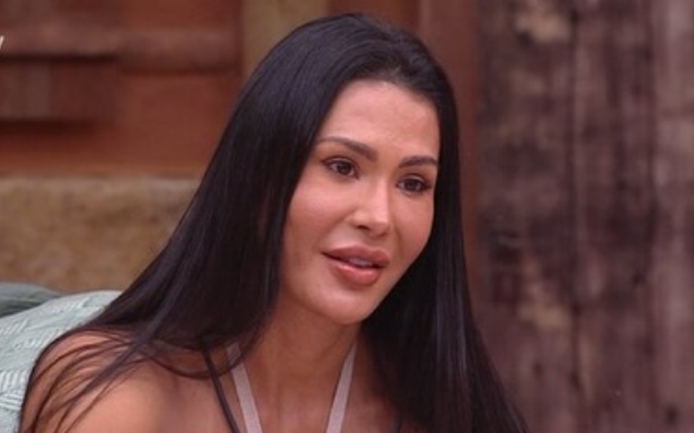 Depois de cachorra perdida, cadela de Gracyanne morre enquanto musa está confinada no BBB 25