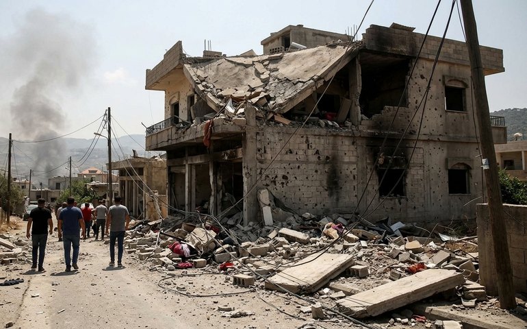 Israel intensifica ataques e destrói infraestrutura no sul do Líbano