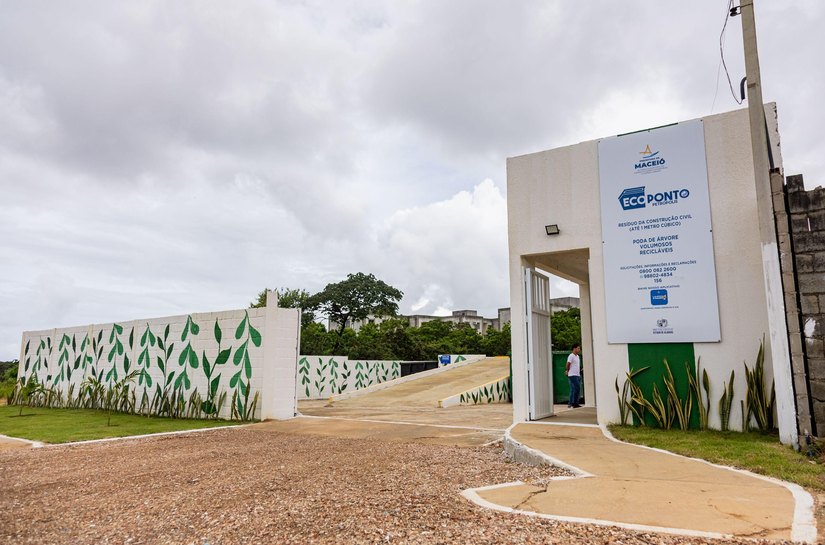 Ecopontos garantem descarte gratuito de entulhos em bairros de Maceió