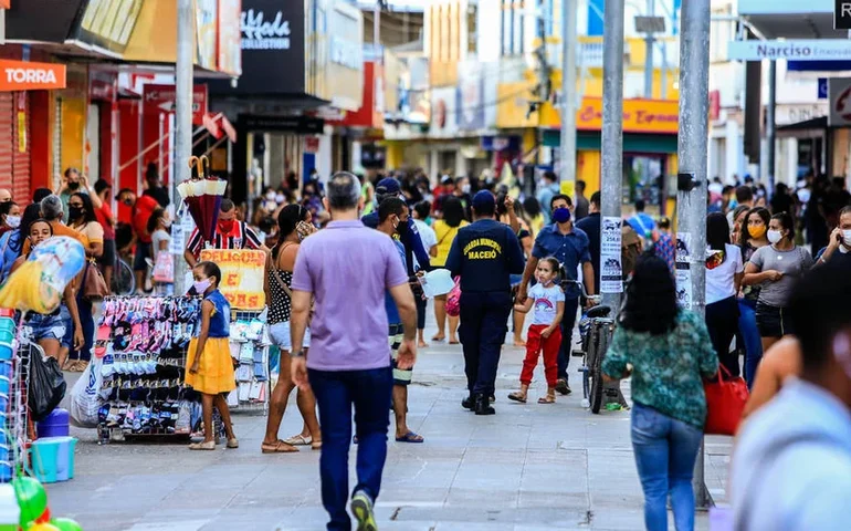 FecomercioSP: criação de vagas em comércio e serviços avança no Estado de São Paulo em agosto