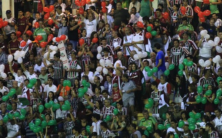 Justiça suspende flexibilização que autorizava volta do futebol no Rio