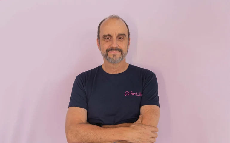 Fintalk e PagBrasil anunciam parceria para integrar IA conversacional na recuperação de carrinhos