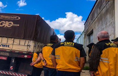 SMTT Arapiraca intensifica fiscalização de circulação de veículos pesados na zona de restrição