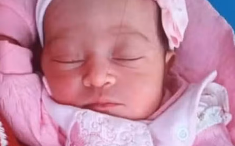 Mãe acusada de matar recém-nascida é ouvida na primeira audiência do caso Ana Beatriz