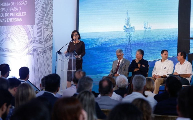 Petrobras suspendeu leilão de combustíveis para reavaliar estoques